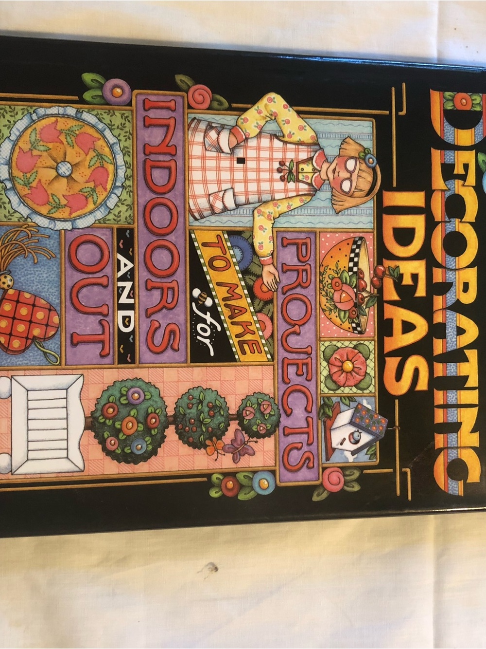 Maryellen Engelbreit Craft & Decorating Book – Excellent Condition